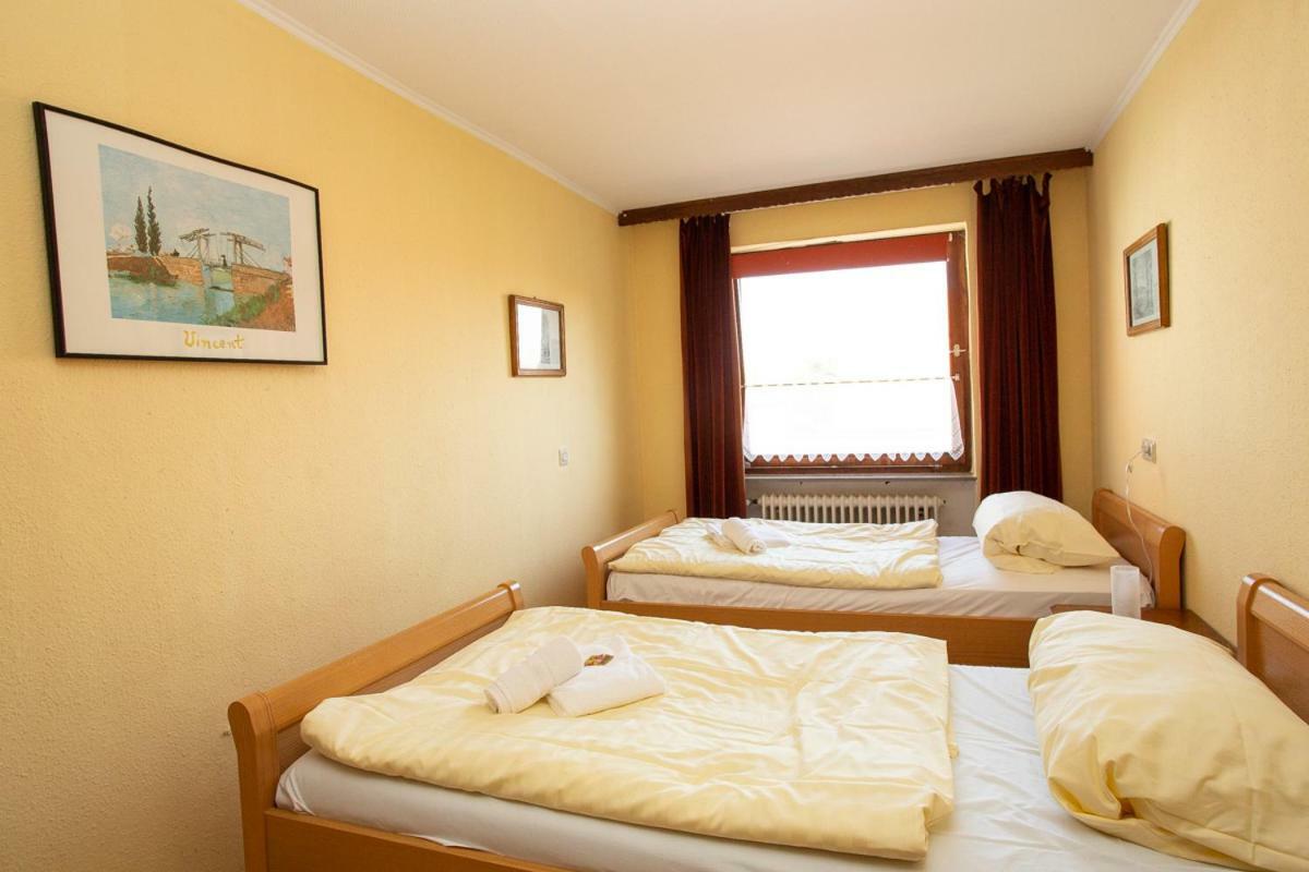 Zum Jean Bonnet Hotel Hofgeismar Buitenkant foto